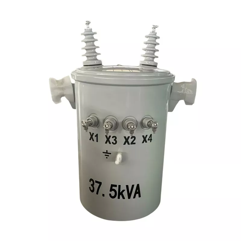 Cum îmbunătățește un transformator montat pe stâlp eficiența distribuției de energie?